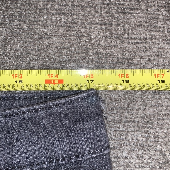 Democracy Jeans - Picture 5 of 7